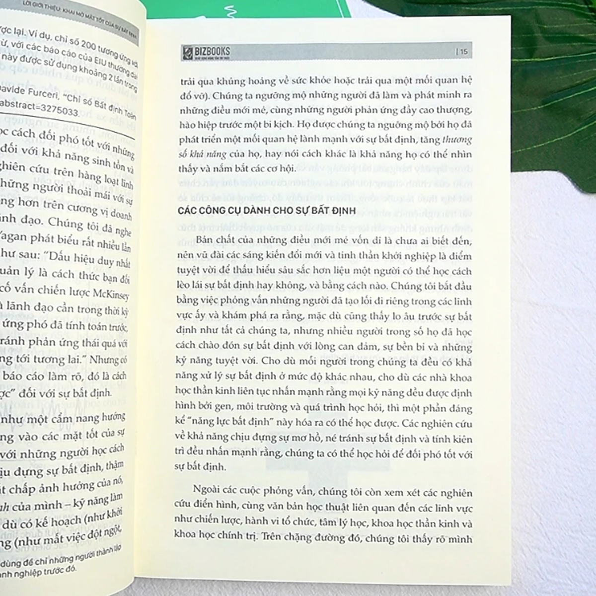 Sách - Mặt trái của sự không chắc chắn: Khi ""không biết"" cũng là một loại sức mạnh - MCBooks