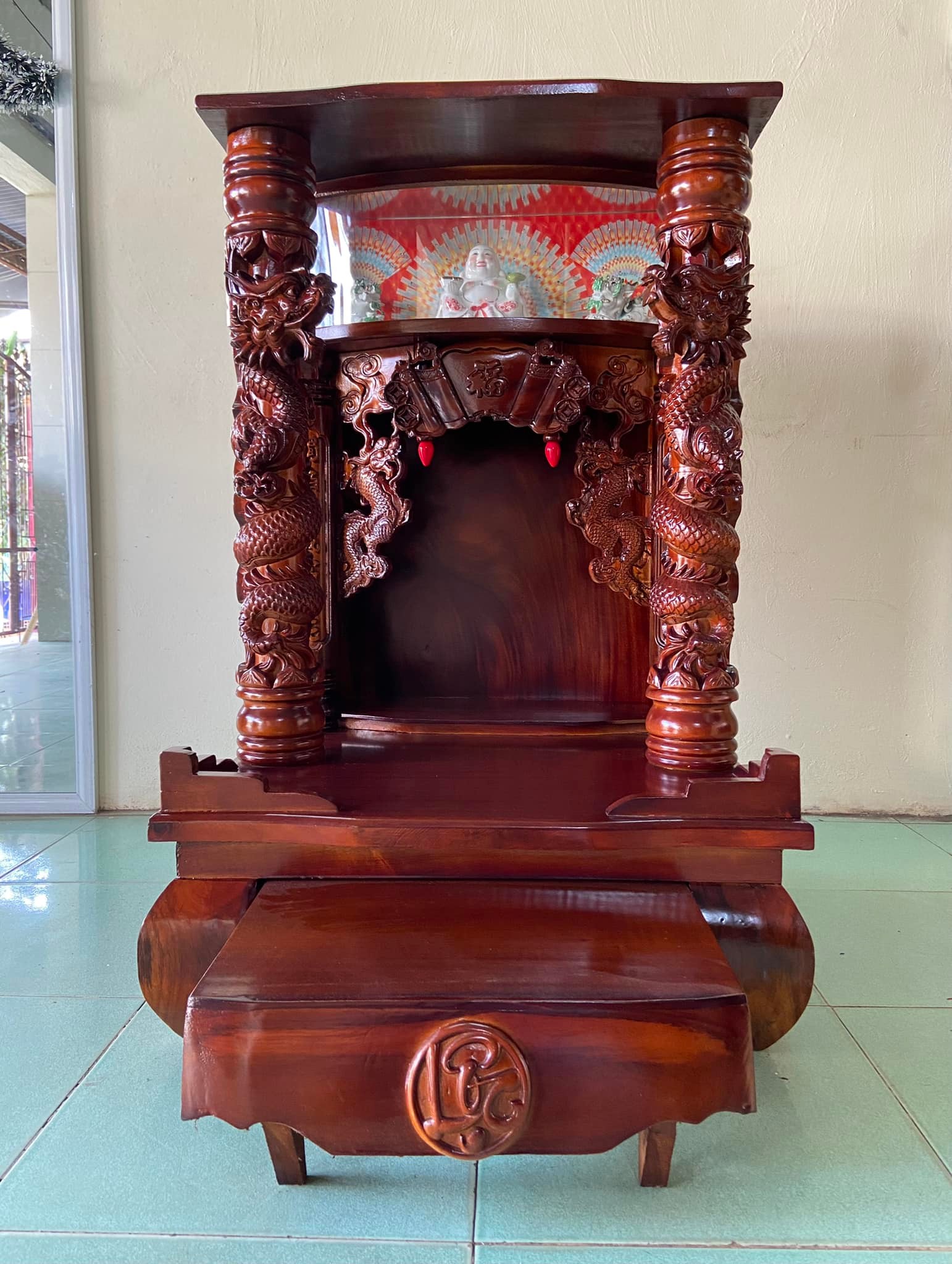 Bàn thờ thần tài ông địa mẫu Rồng Cuộn cao cấp 68 x 68 x 108cm