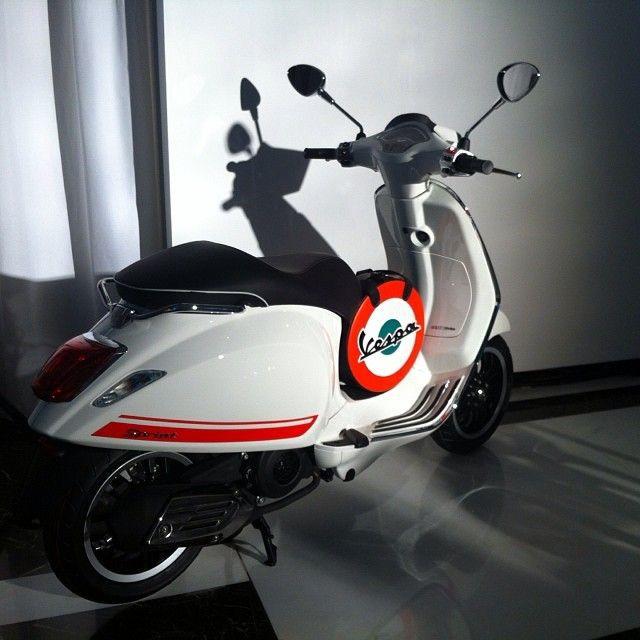 Decal tem xe Vespa Sprint - Primavera Sport Line 001