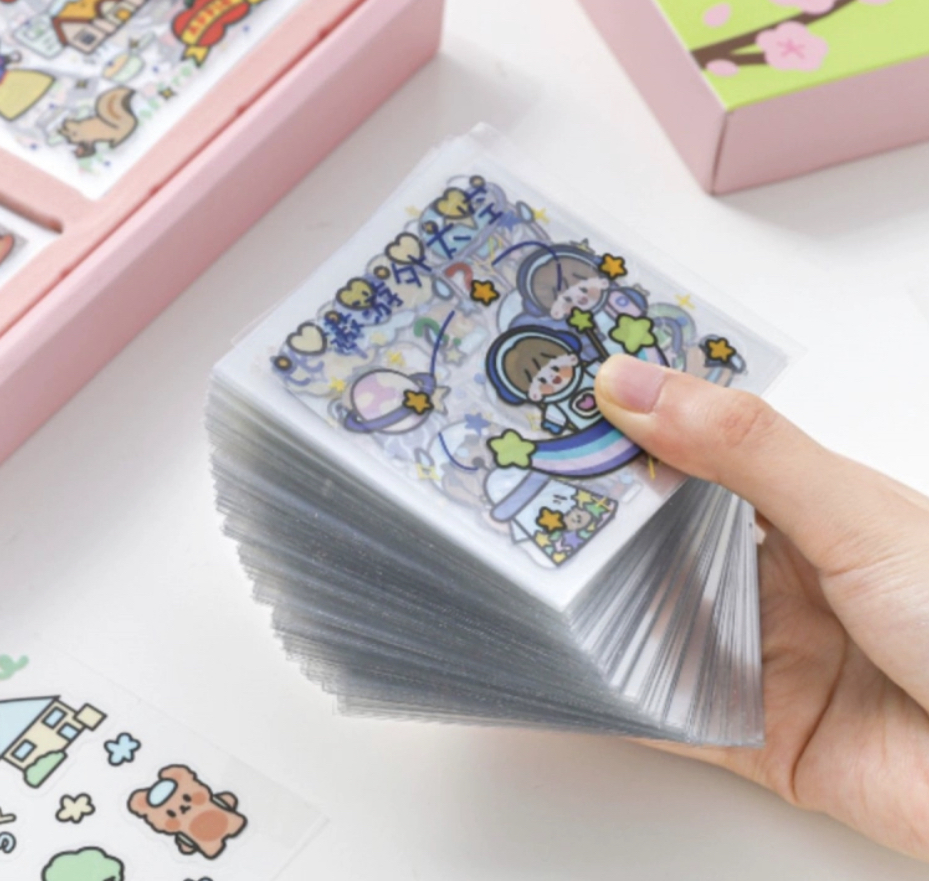 Sticker hộp 900 tấm hình bé gái dễ thương