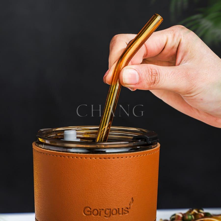 Cốc Uống Nước Có Ống Hút, Ly Thuỷ Tinh Vỏ Da Có Nắp Và Ống Hút Dung Tích 420ML Và 450Ml Chịu Nhiệt -10 độ C đến 110 độ C