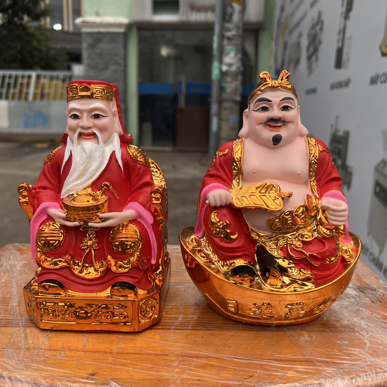 Tượng Thần tài Thổ Địa sơn đỏ cao 16.5cm