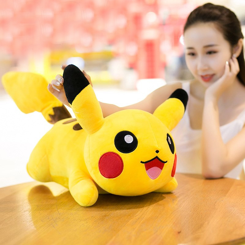 Gấu bông Pikachu nằm mềm mịn siêu dễ thương (25cm---&gt;90cm) Gối ôm Pikachu cute đáng yêu cao cấp, vải miniso 4 chiều mềm êm an toàn cho trẻ nhỏ