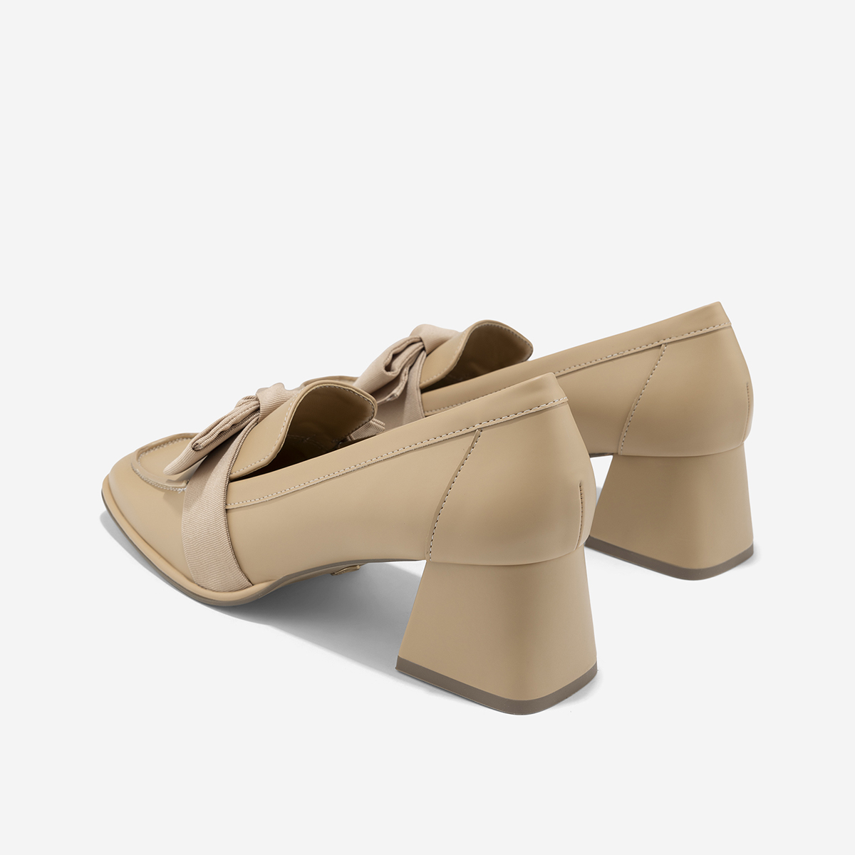 Vascara Giày Bít Loafer Gót Trụ Nhấn Nơ Trang Trí - BMN 0693