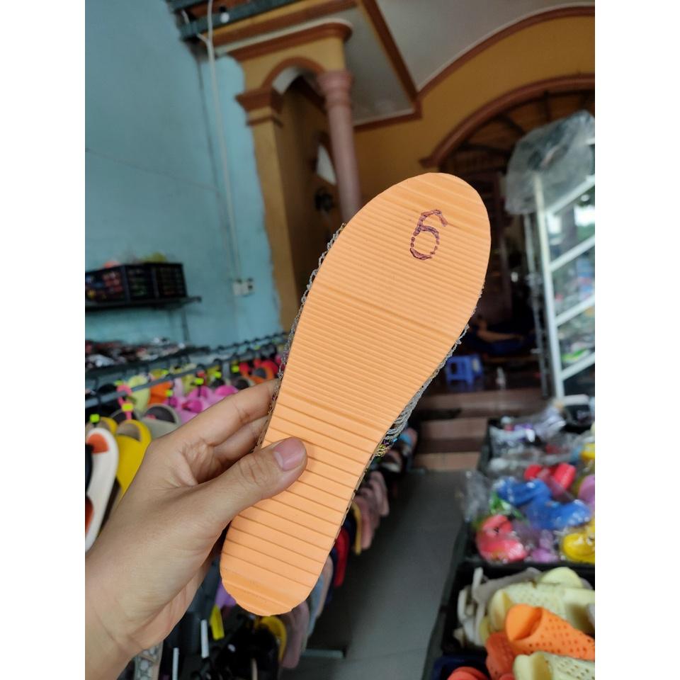 Dép lưới bà ngoại huyền thoại đế cao