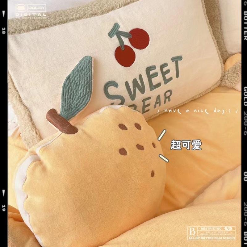 Bộ chăn Ga Gối Nỉ Nhung Gấu Teddy Giáng Sinh Hàng Nhập Khẩu Cao Cấp 5 Món Cherry