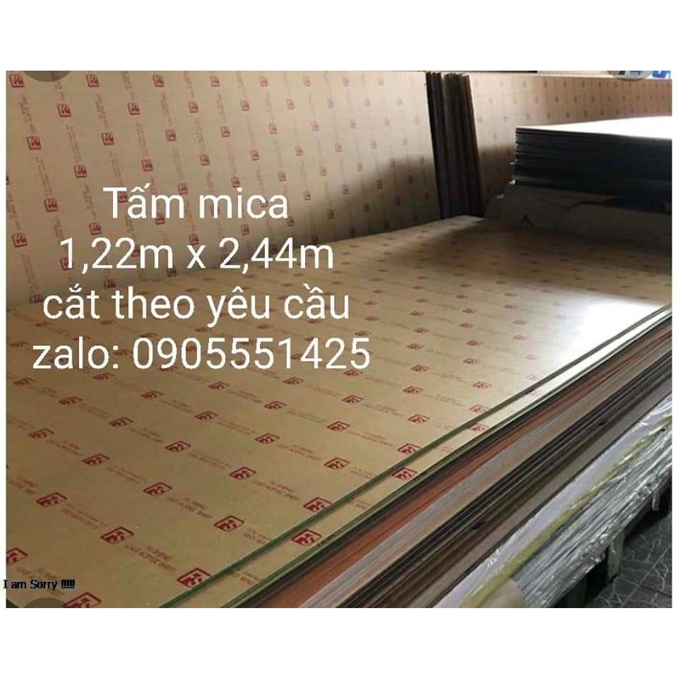 Tấm mica cắt theo yêu cầu nhiều kích thước. Mi ca trong suốt dày 2mm.