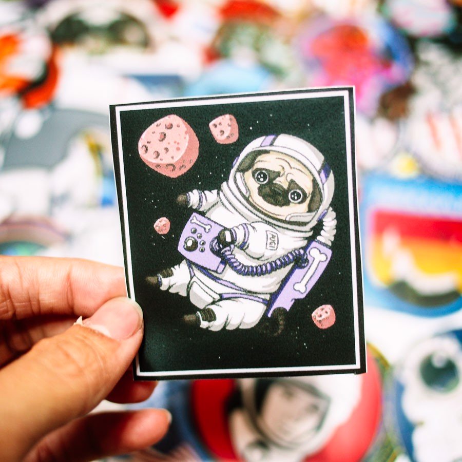 Hộp 100 Sticker Astronaut Phi hành gia vũ trụ dán Laptop, Vali, Mũ bảo hiểm, Điện thoại, Xe máy, hình dán chủ đề Phi hành gia