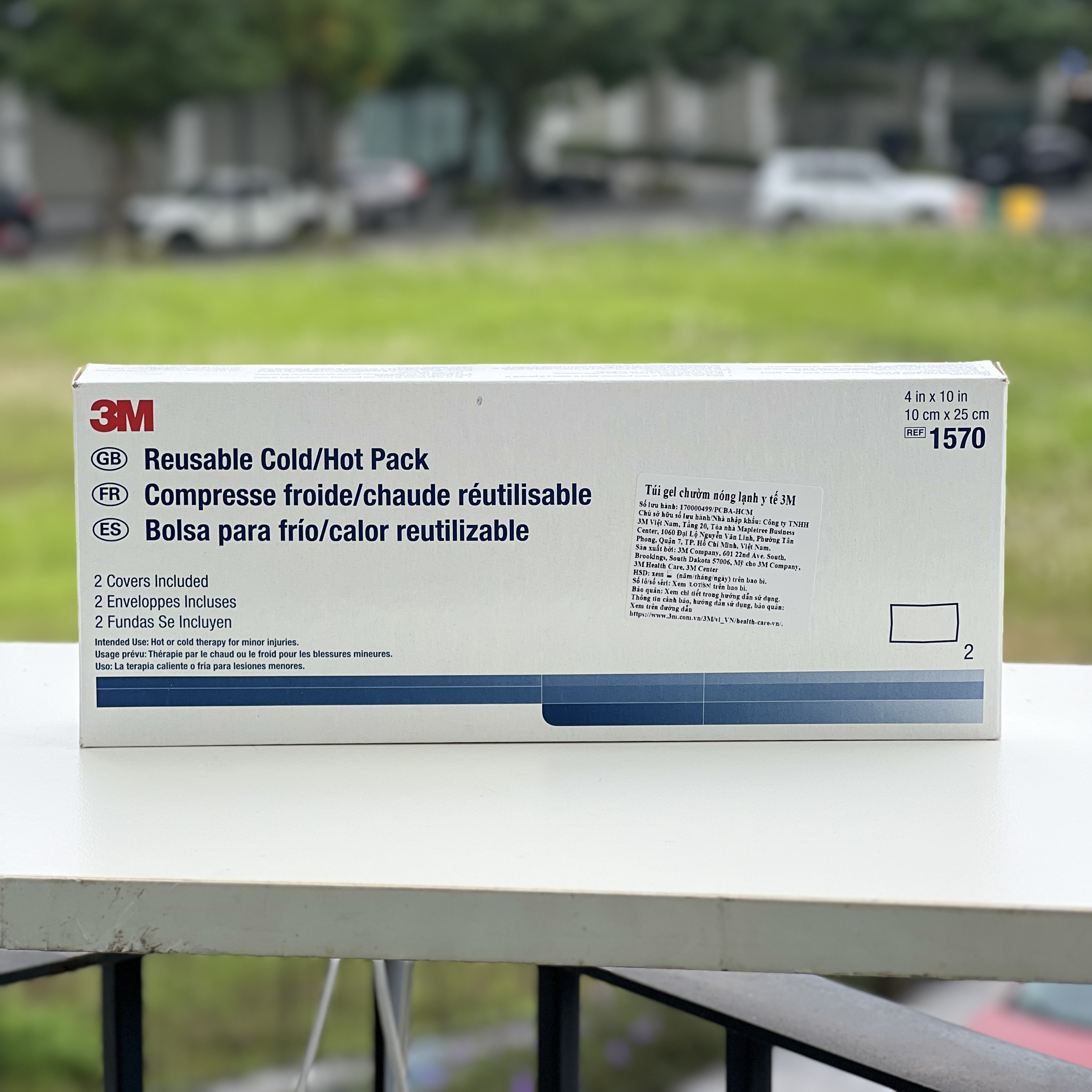Túi Chườm Nóng Lạnh 3M Nexcare 1570 tái sử dụng nhiều lần, 2 túi/hộp, sản xuất tại Mỹ