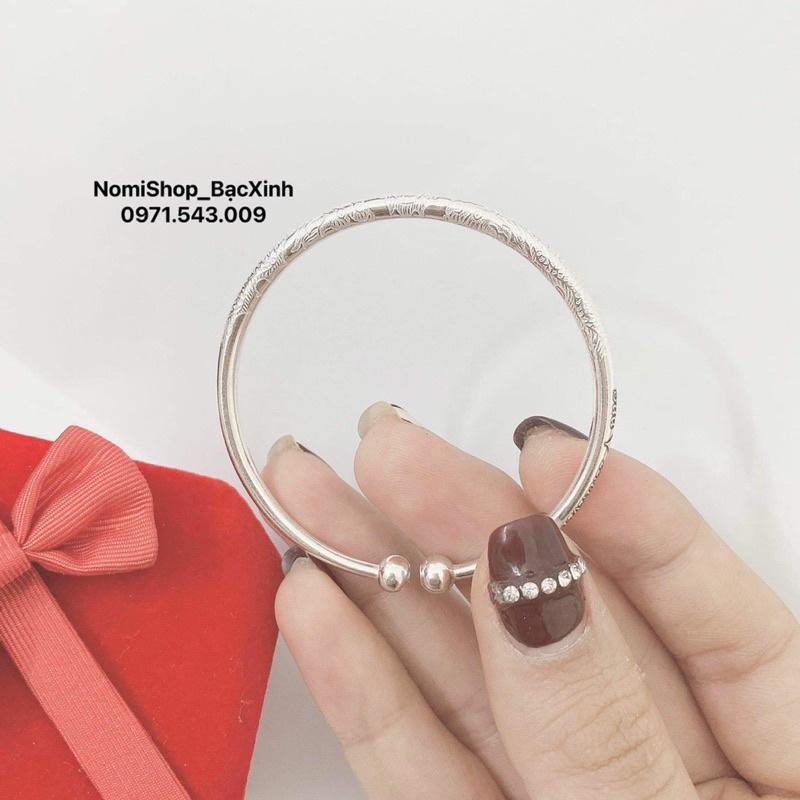 Vòng Cua chuẩn bạc cho bé mẫu vòng khắc long phụng nổi cổ điển đẹp mê - Nomi Shop Bạc Xinh