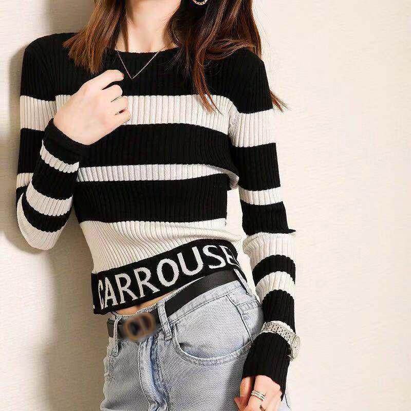 Áo thun nữ tay dài kẻ sọc in chữ phong cách Hàn Quốc