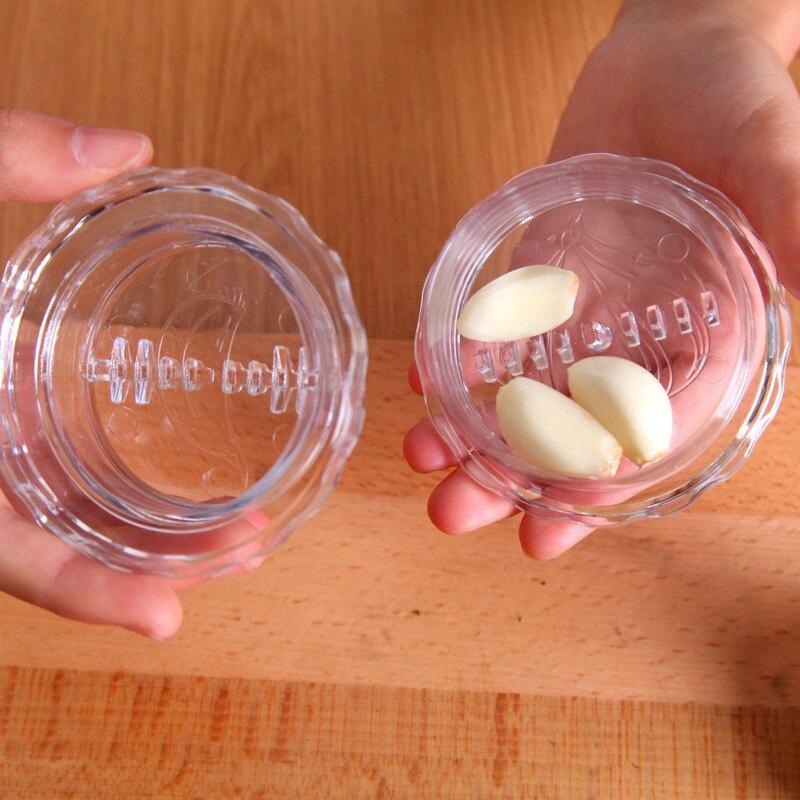 Portable Garlic Grater Mini Garlic Press Chopper Slicer Hand Presser Grinder Crusher Kitchen Tools Press Garlic Twist Garlic Box