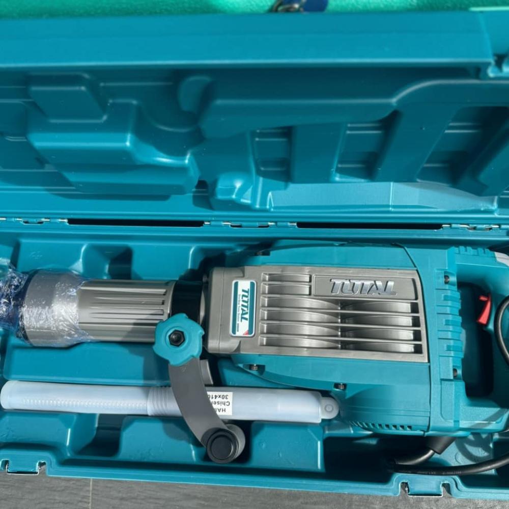 MÁY ĐỤC BÊ TÔNG 1700W TOTAL TH217068 - HÀNG CHÍNH HÃNG