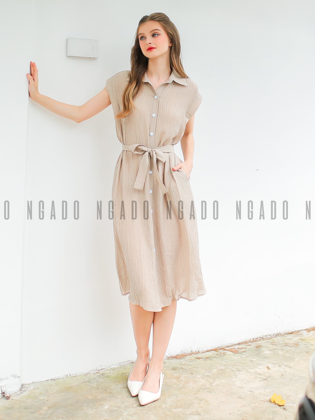 Đầm nude cột eo NGADO