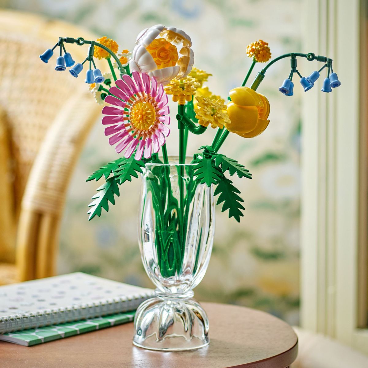 Đồ Chơi Lắp Ráp Bó Hoa Nhỏ Tươi Tắn LEGO BOTANICALS 10347 (373 chi tiết)