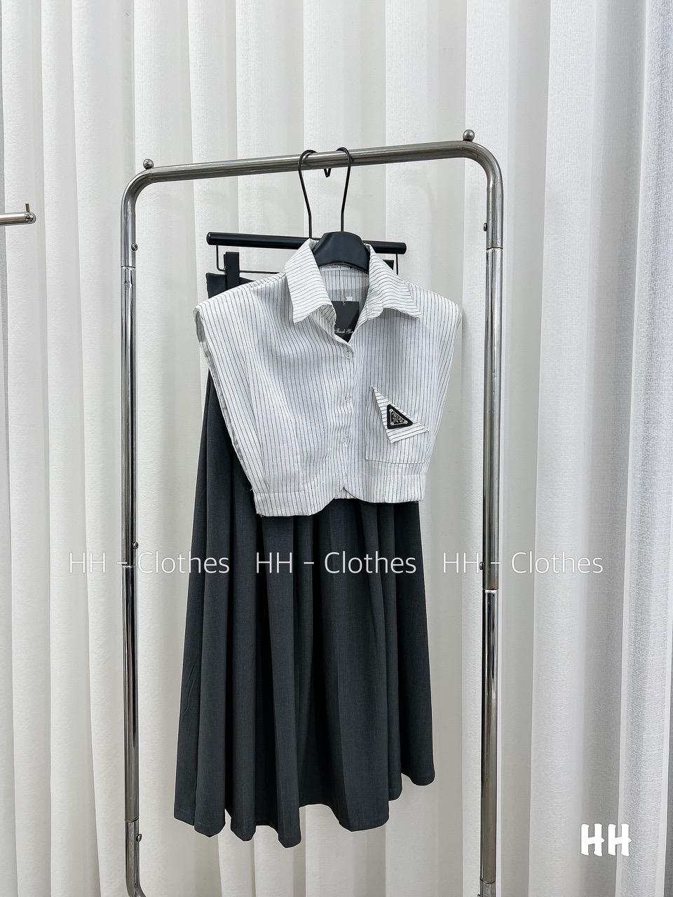 SET ĐI CHƠI, SET 2 MÓN ÁO SƠ MI KIỂU TAY CÁNH DƠI PHỐI CHÂN VÁY XẾP LY CỰC XINH IU