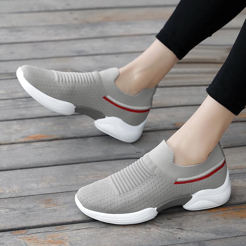 2020 Fashion women outdoor soft running sneakers casual sport shoes