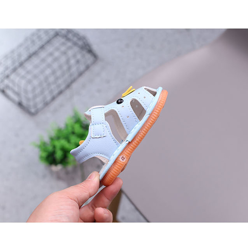 Giày tập đi siêu nhẹ có kèn, chống trơn trượt cho bé– GSD9120