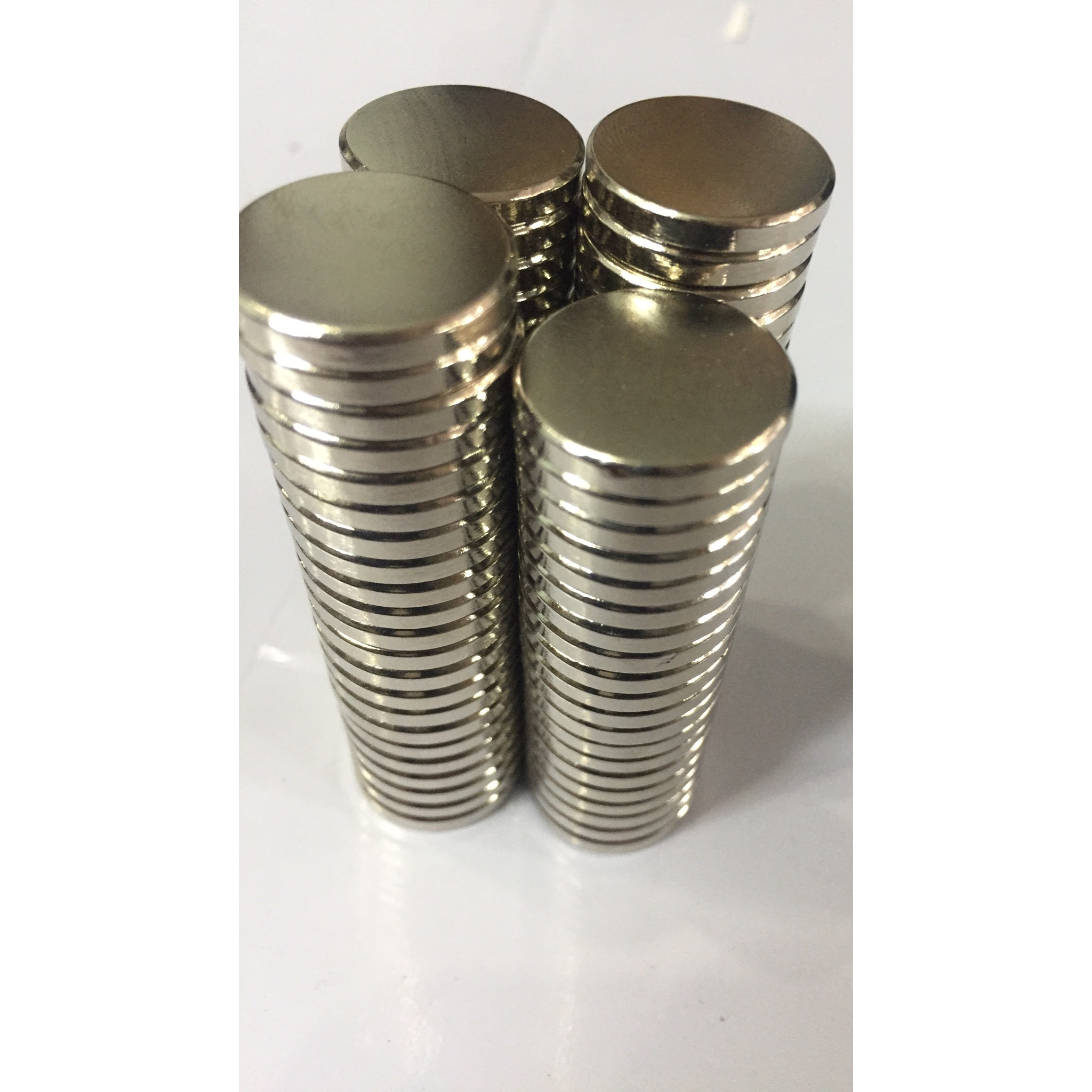Nam châm viên đất hiếm 20x3mm