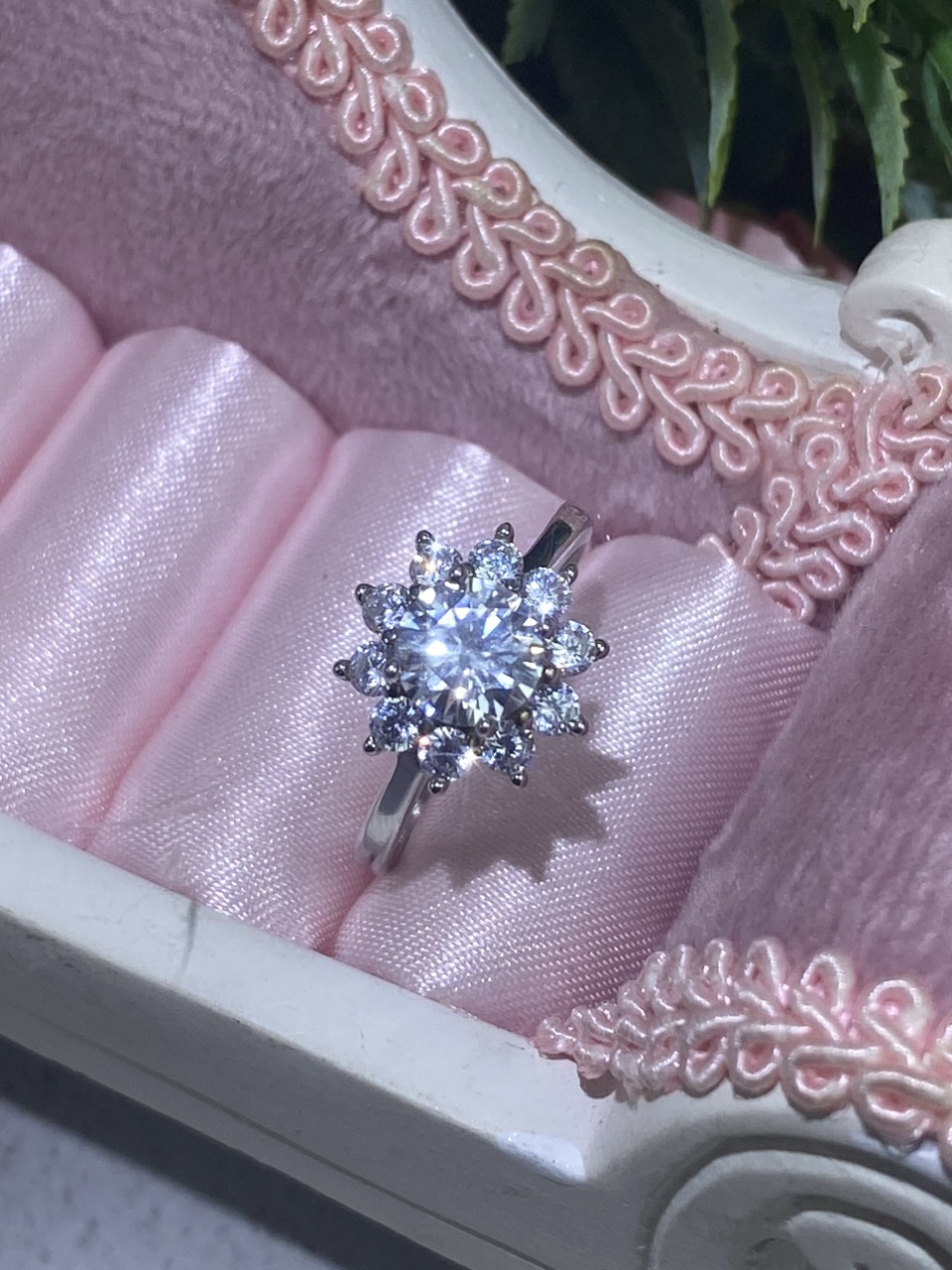 Phụ kiện đeo ngón tay Bạc 925 Kim cương nhân tao Moissanite 1.0carat 6.5mm