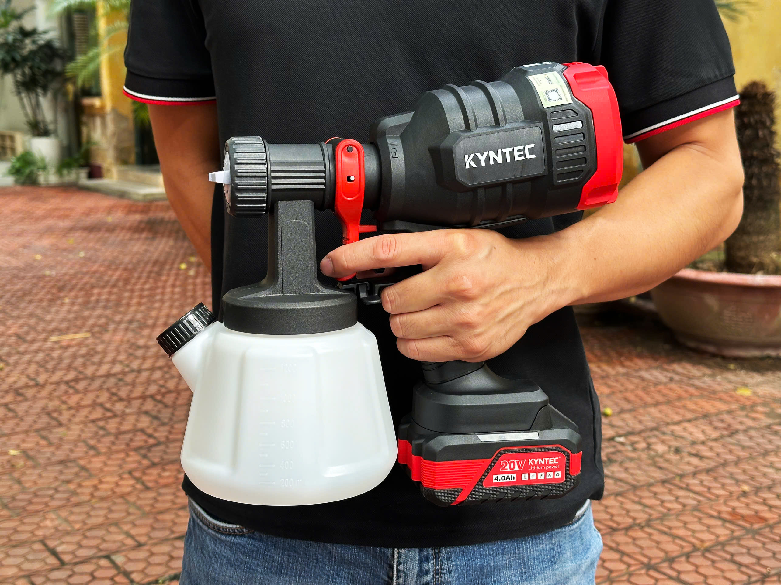 Thân máy phun sơn pin KYNKO KYNTEC 20V V20 - KT81 - 1200 (giá không gồm pin)
