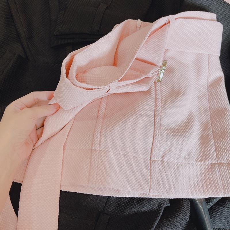 Set Áo Và Chân Váy Năng Động