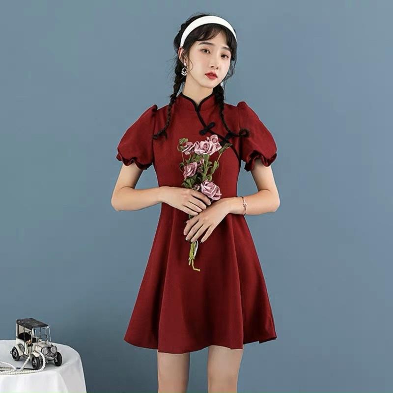 ĐẦM DÁNG XÒE Đầm đỏ nút tàu