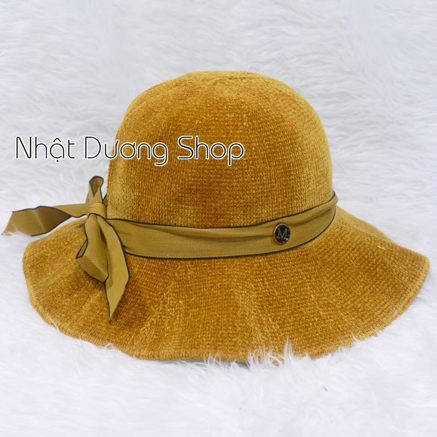 Nón Bo vành gợn sóng gắn nơ có chữ M, vành rộng 8cm phù hợp cho các bạn nữ đi chơi du lịch, chất lượng cao cấp.