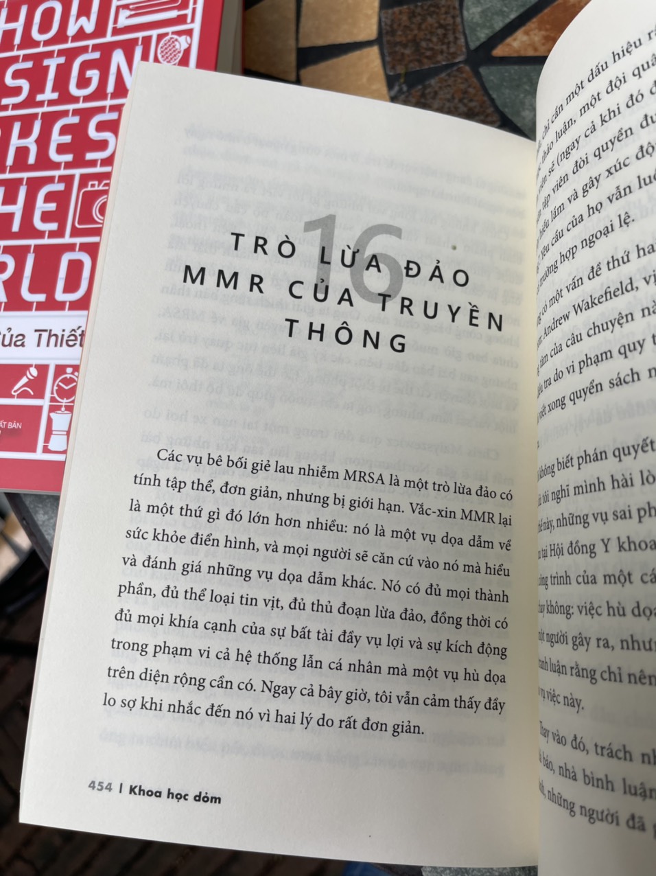 KHOA HỌC DỎM - Vạch Mặt Lang Băm Và Ngành Công Nghiệp Dược Phẩm - Ben Goldacre – Vũ Trần & Linh Nguyễn dịch – AZ Việt Nam – NXB Dân Trí (Bìa mềm)