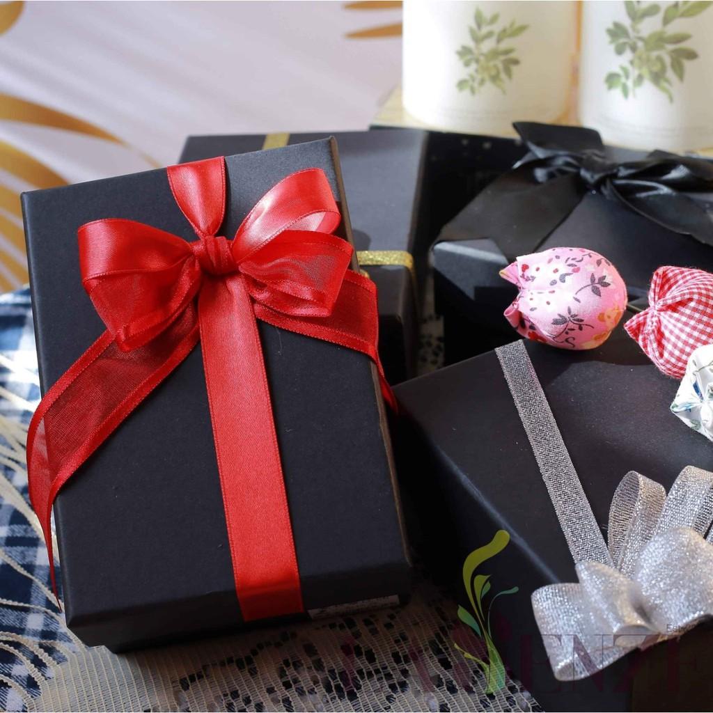 Nến Thơm Tinh Dầu không khói sáp đậu nành - Happy Flowers Scented Candle