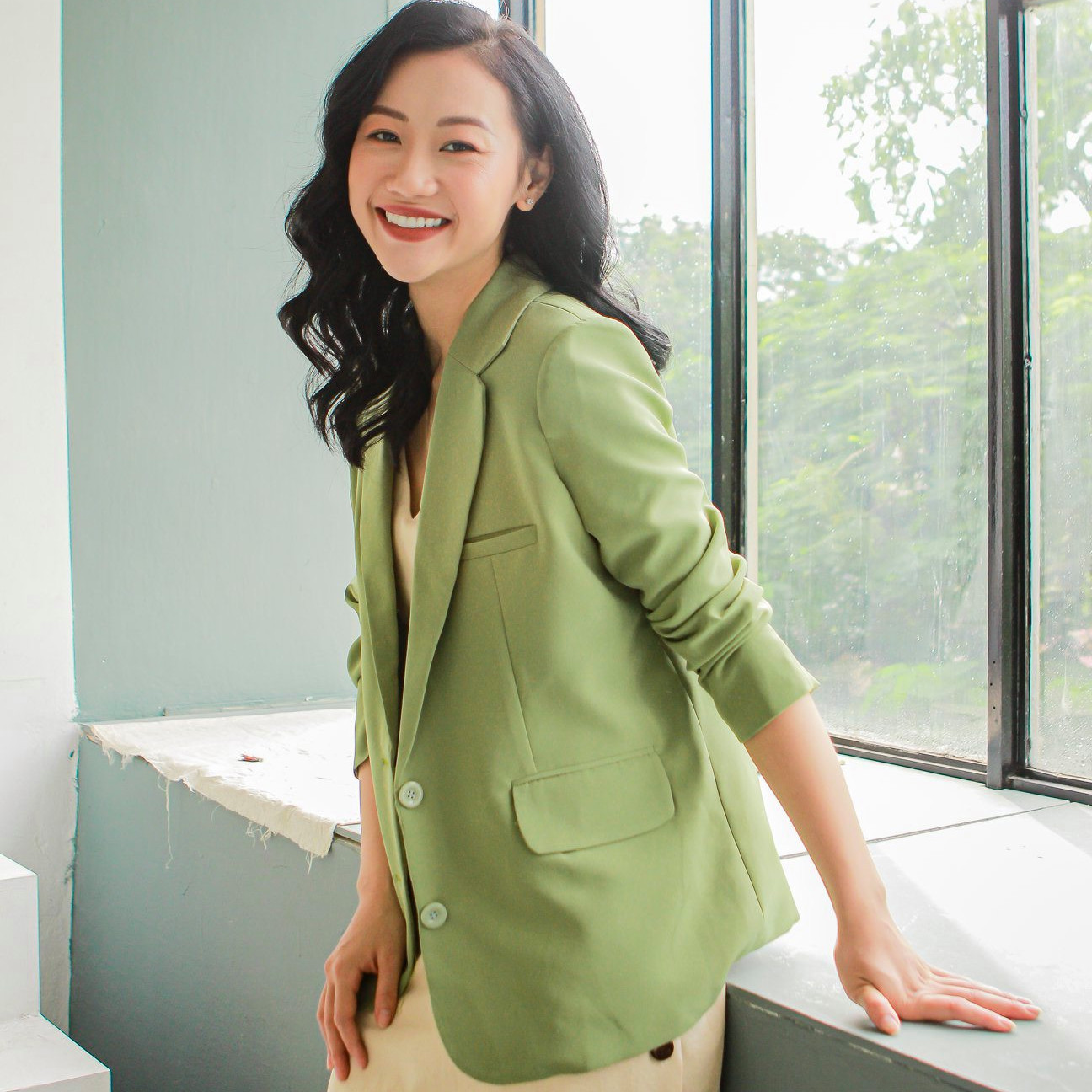 Classic blazer - Áo blazer thiết kế cổ điển trơn màu