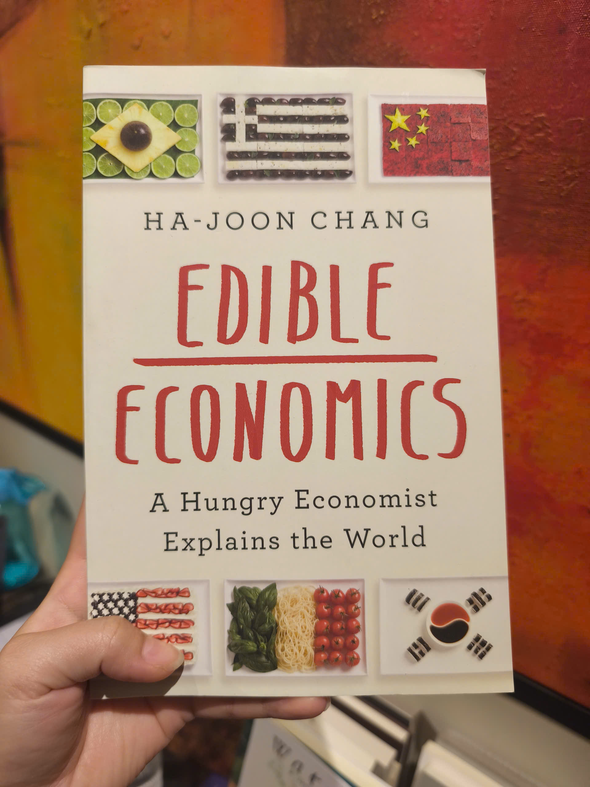 Sách - Edible Economics: A Hungry Economist Explains The World by Ha-Joon Chang