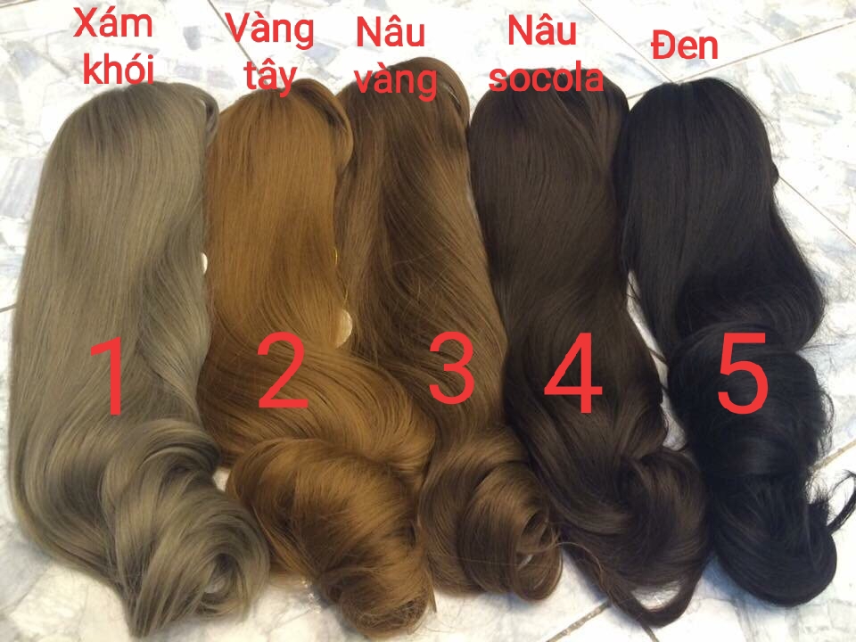 Tóc giả cột xù mì siêu xinh. Giống y tóc thật và đẹp hơn tóc thật. Chất tóc tơ loại 1 có thể dùng nhiệt để bấm uốn , duỗi gội thoải mái