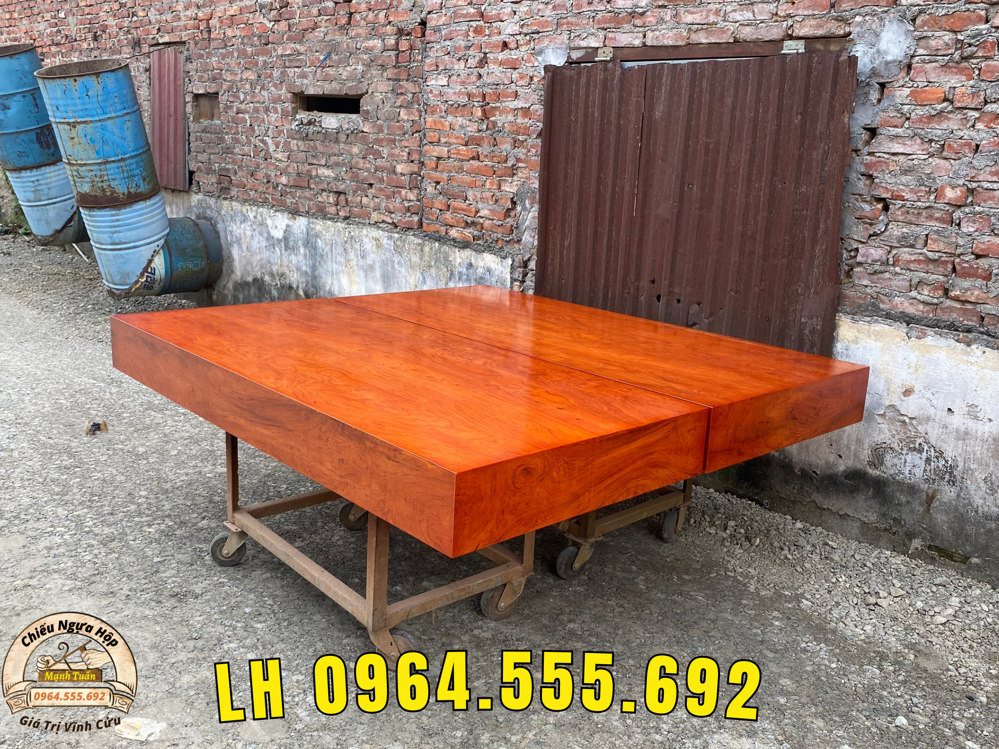 Chiếu Ngựa Hộp ( KT 200 x 180 x 20cm ) - Gỗ Hương Đá