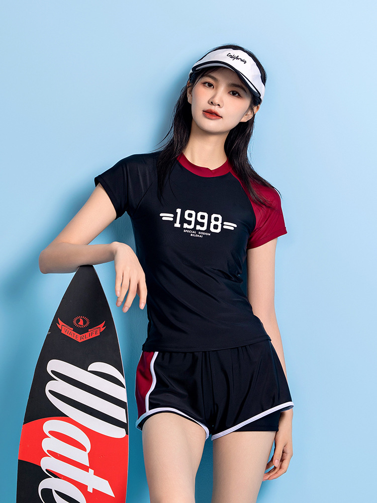 Set đồ bơi nữ quần ngắn 2 lớp + áo bơi ngắn tay thời trang cao cấp