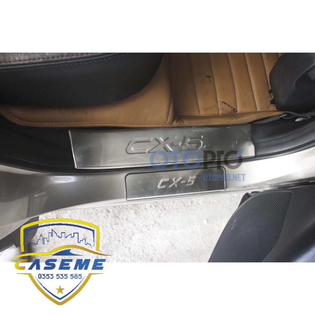 CX5,Ốp viền bậc cửa trong ngoài Mazda Cx5 2015-2019 - mẫu inox
