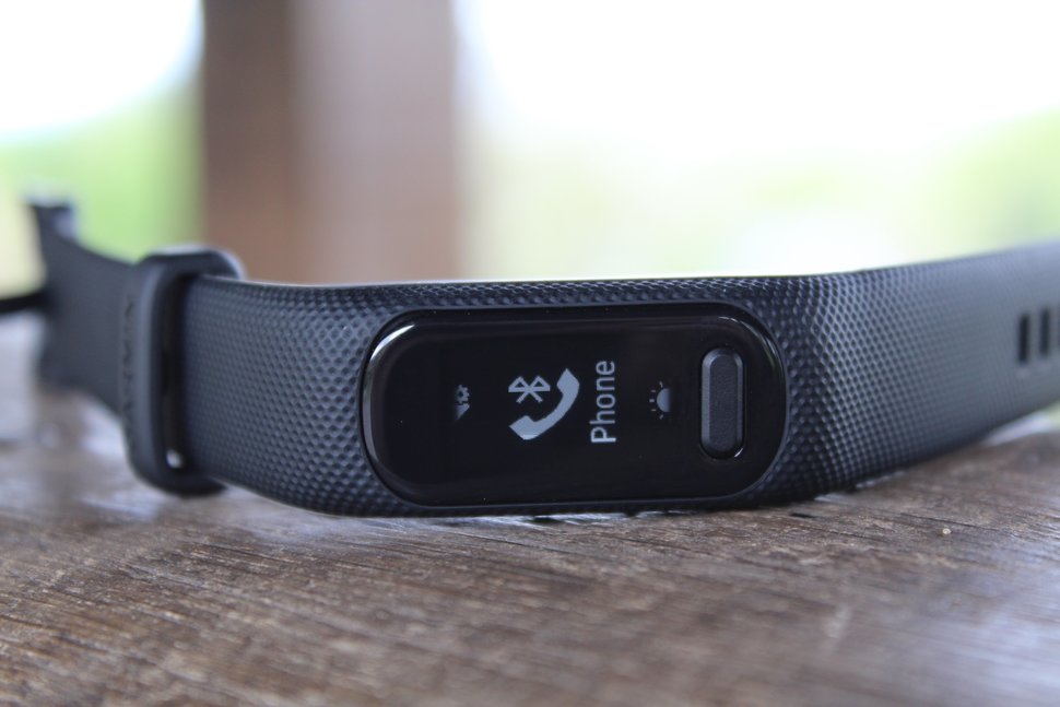 Vòng tay theo dõi sức khỏe, theo dõi vận động Garmin Vivosmart 5