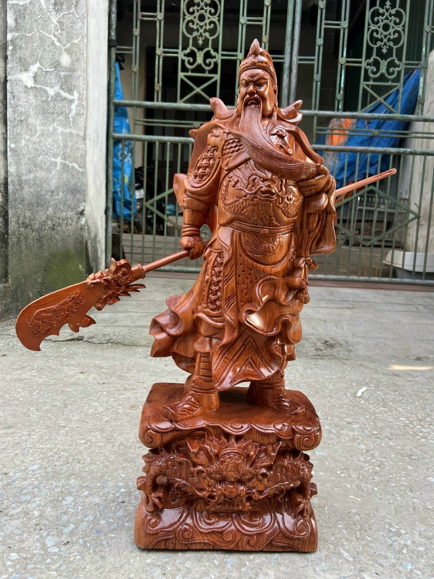 Tượng quan công cầm đao ,đứng trên đầu hổ phù bằng gỗ hương đá kt cao 80×30×19cm
