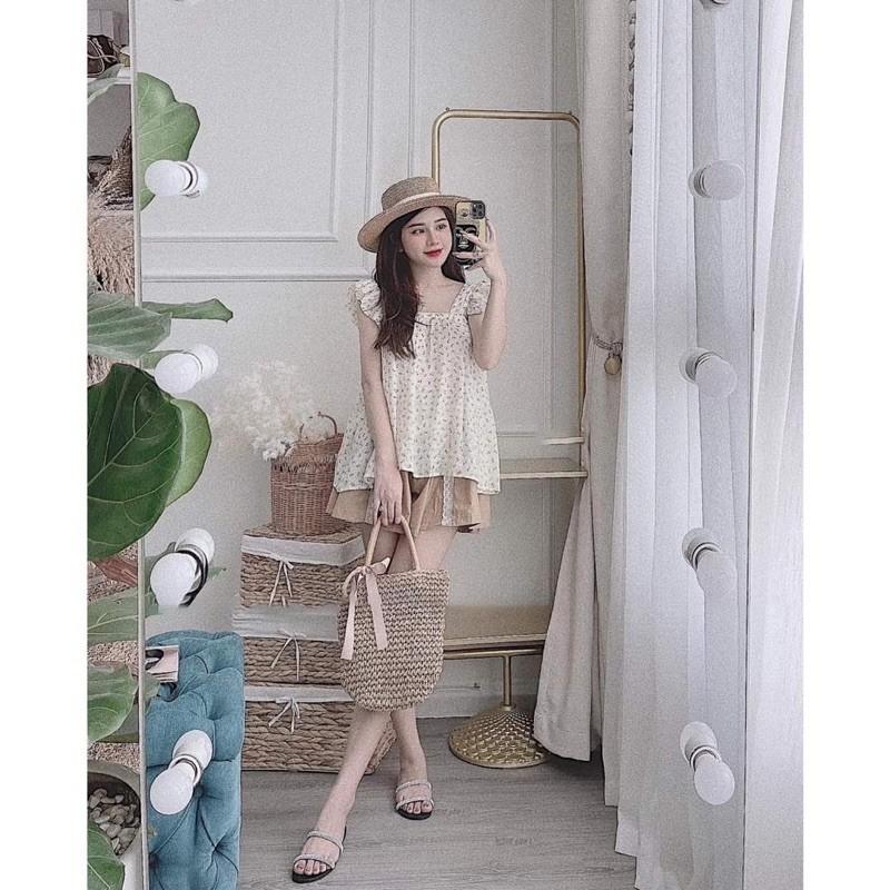 S925 Set Áo Hoa Nhí Tay Cánh Tiên Phối Chân Váy Dáng Xoè Đính Viền Ren Sang Trọng