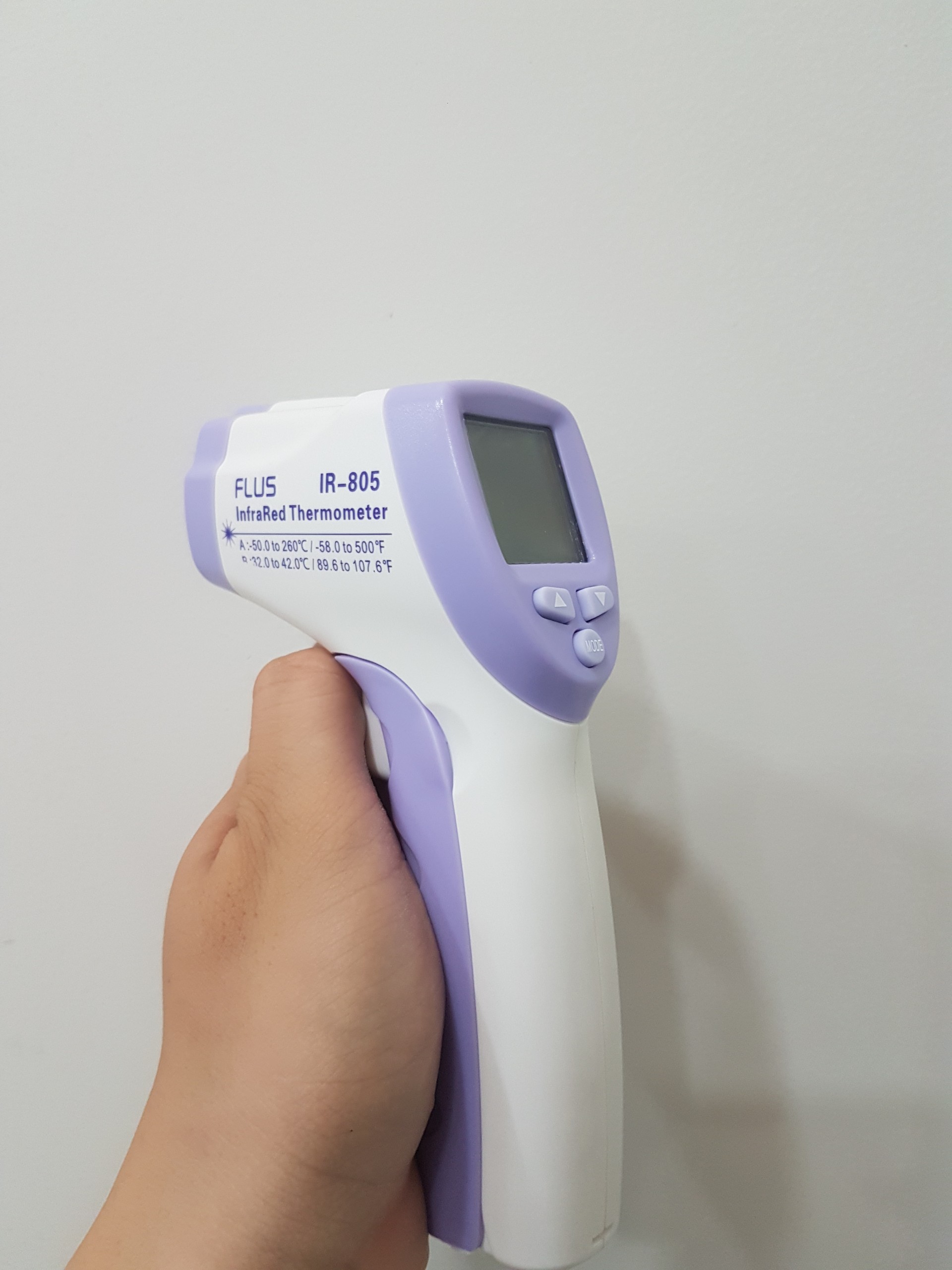 Nhiệt kế điện tử Flus IR-805