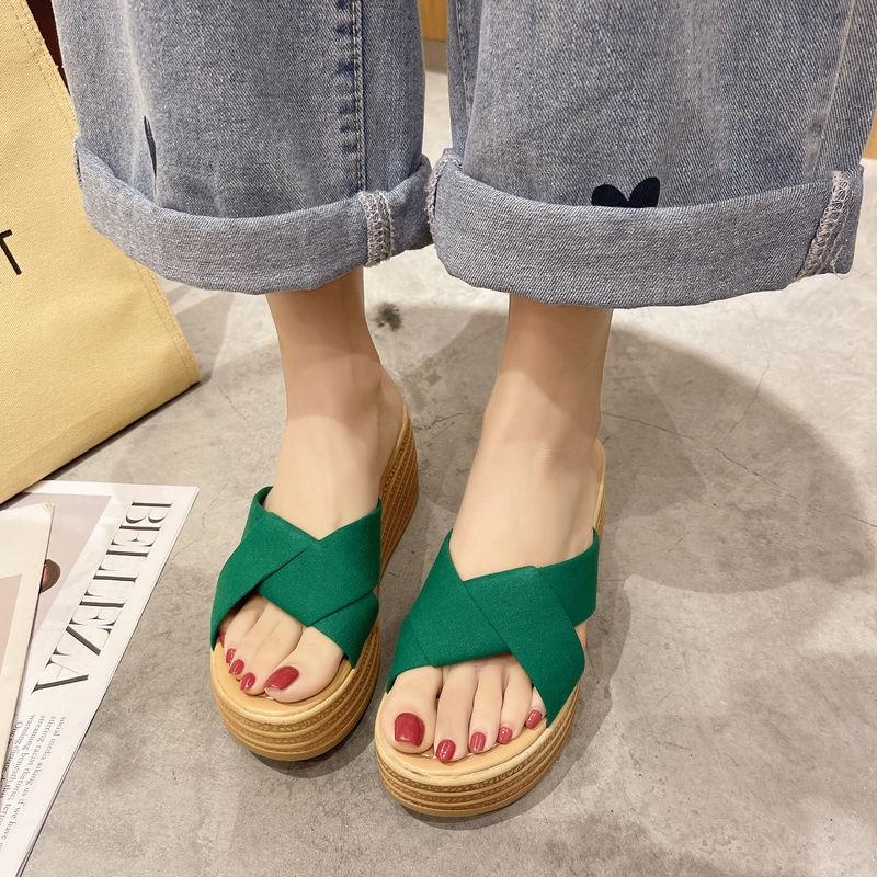 Giày Sandal Đế Xuồng Thiết Kế Mới Ngọt Ngào Dễ Phối Đồ