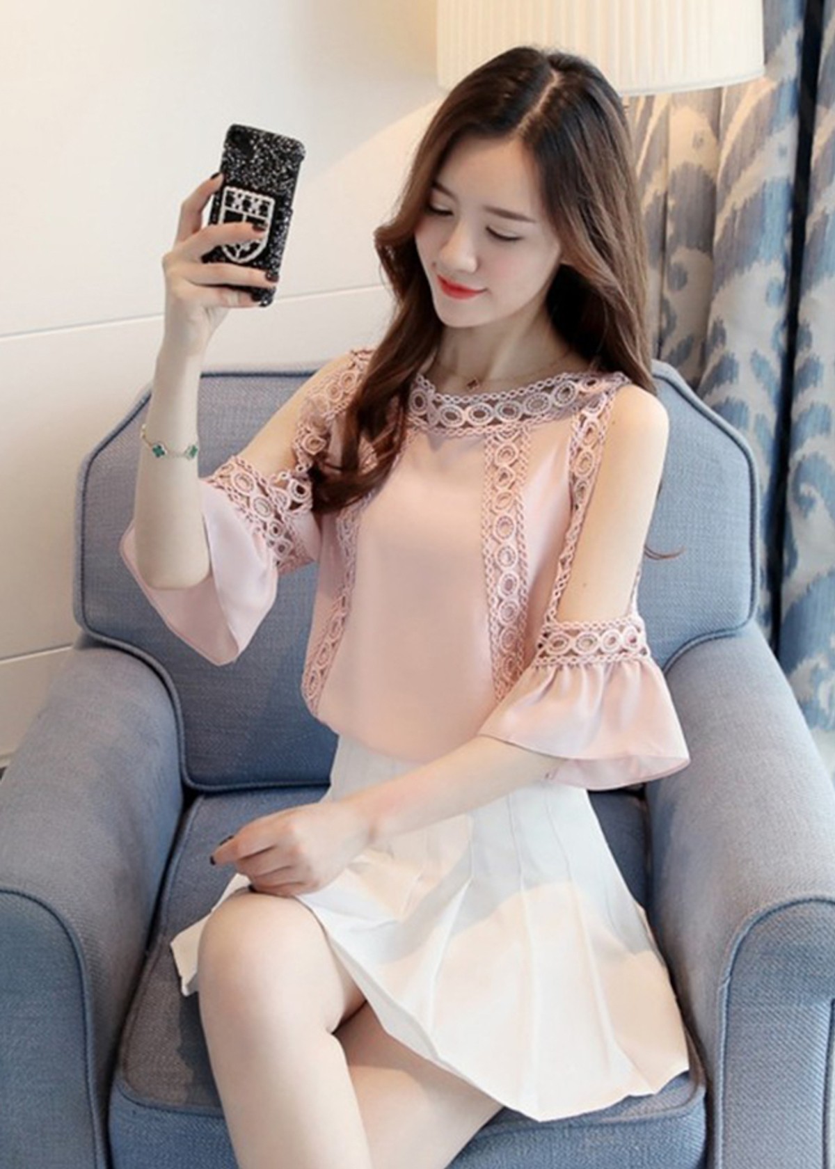 Áo Kiểu Nữ Phối Ren Hở Vai Tay Loe NT6278N