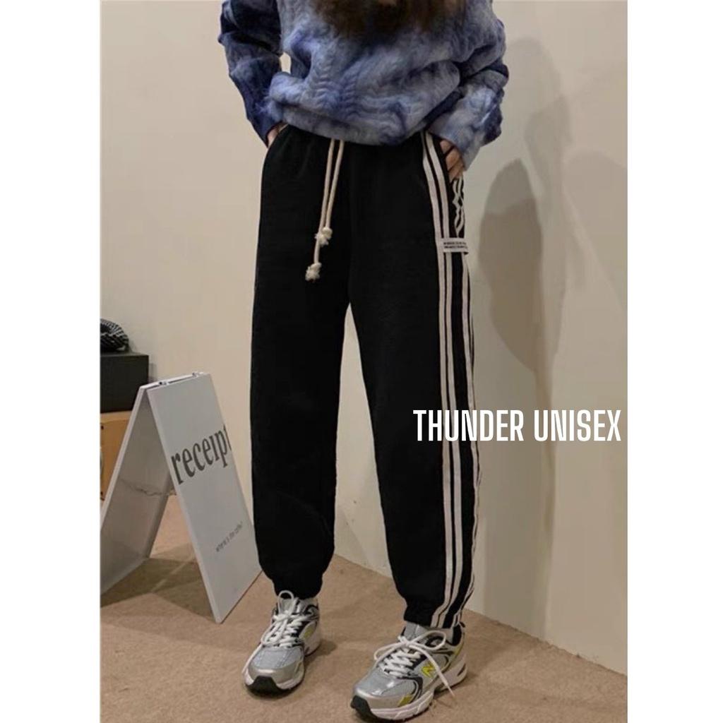 Quần Jogger Nam Nữ Sọc Trắng Form Ống Rộng Bo Gấu Vải Nỉ Mịn Mềm Mát Quần Thể Thao THUNDER UNISEX 2 Màu Xám Đen Loại 1