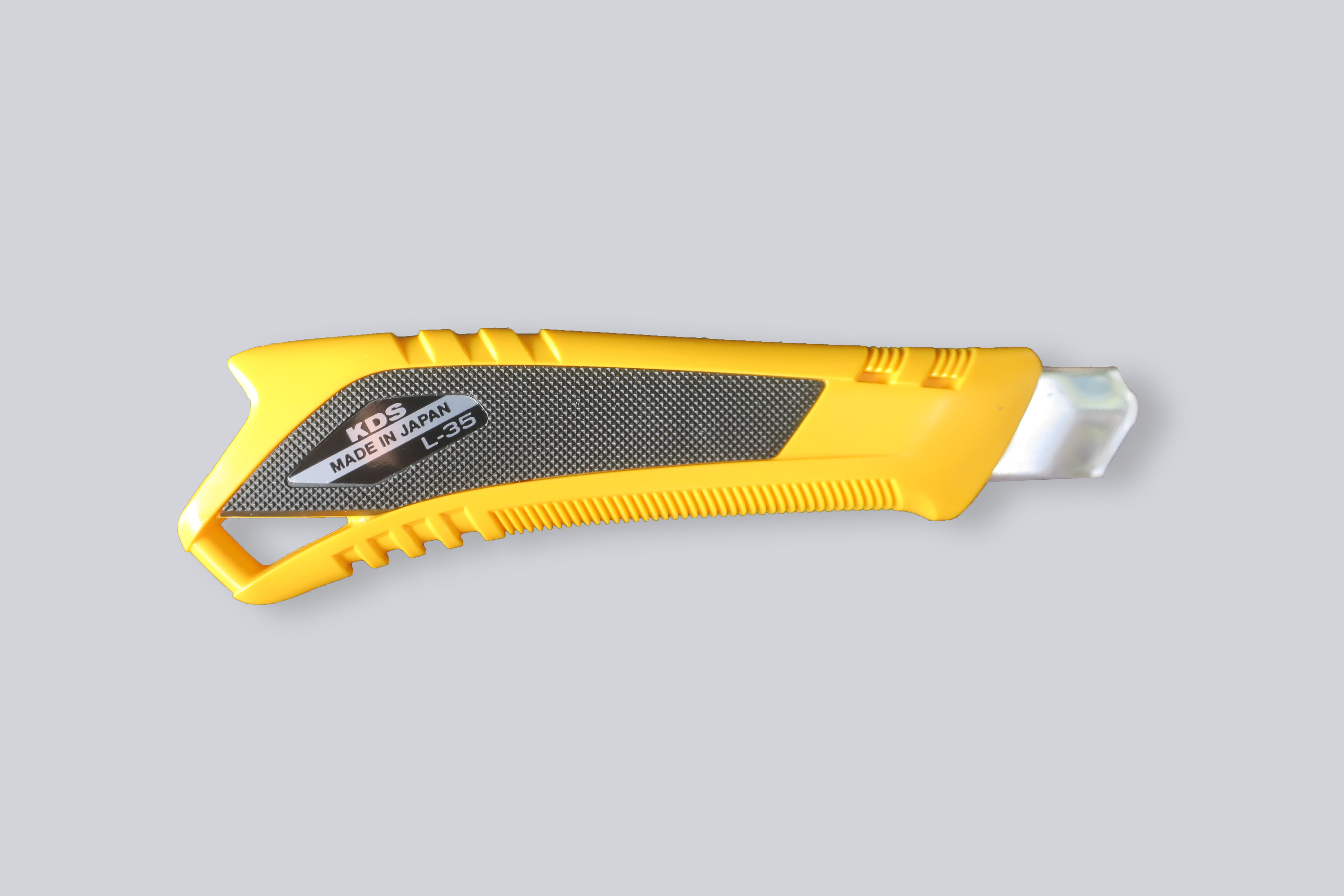 Dao cắt đa năng khóa xoay Nhật Bản KDS L-35YE