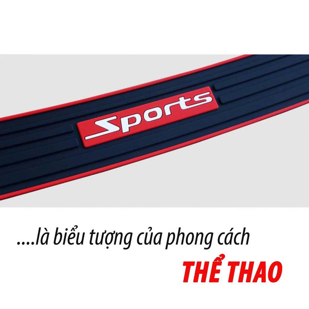 Nẹp Cao Su Chống Trầy Xước Cốp Sau Xe Hơi Ô Tô - Mẫu Sports Cá Tính Dùng Được Cho Tất Cả Các Xe