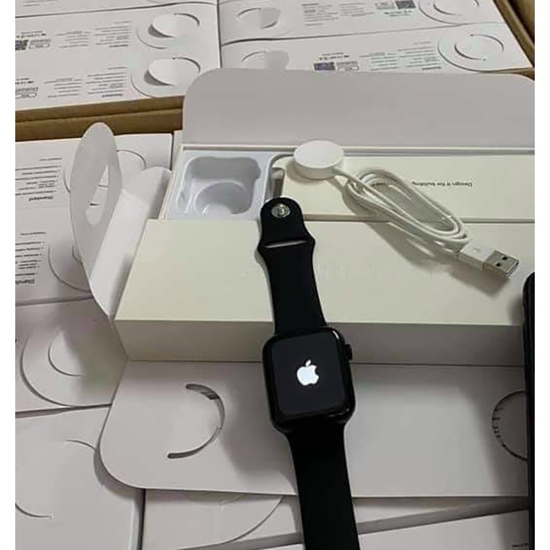 Đồng Hồ Thông Minh Đa Năng Smart Watch Seri 6 Khởi Động Logo Apple - Hoạt Động Trơn Tru, Thiết Kế Unisex Hiện Đại, Đầy Đủ Chức Năng Nghe Gọi, Nhận Thông Báo, Theo Dõi Sức Khỏe,... - Nhiều Màu