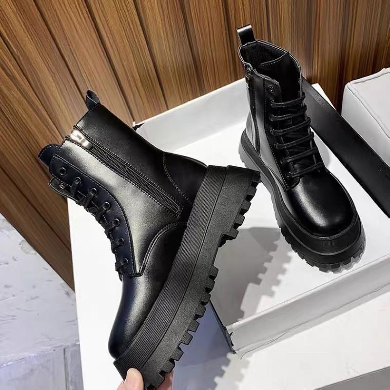 (Có sẵn size 36) Giày boot cao cổ da đen độn đế loại 1