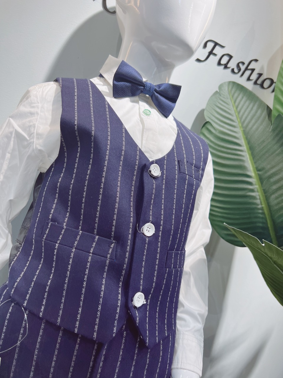 Vest bé trai cao cấp màu Xanh MS2016