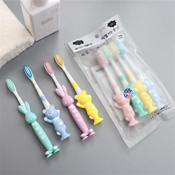 Set 4 bàn chải hình thú cho bé có đế hít xuất Nhật