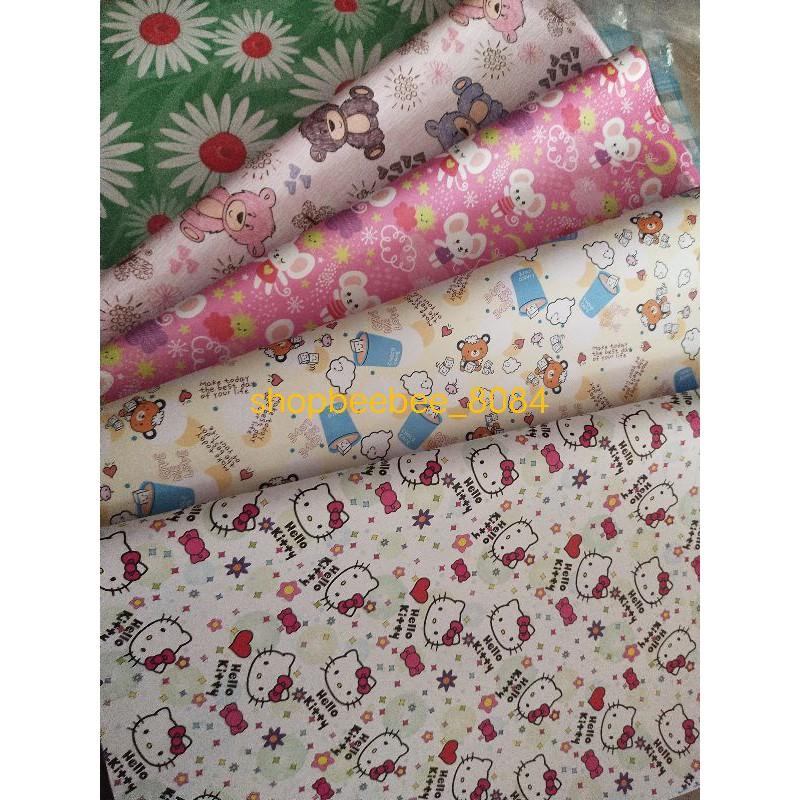 Set 10 tờ giấy gói quà noel thường + hoa kẻ hoạ tiết